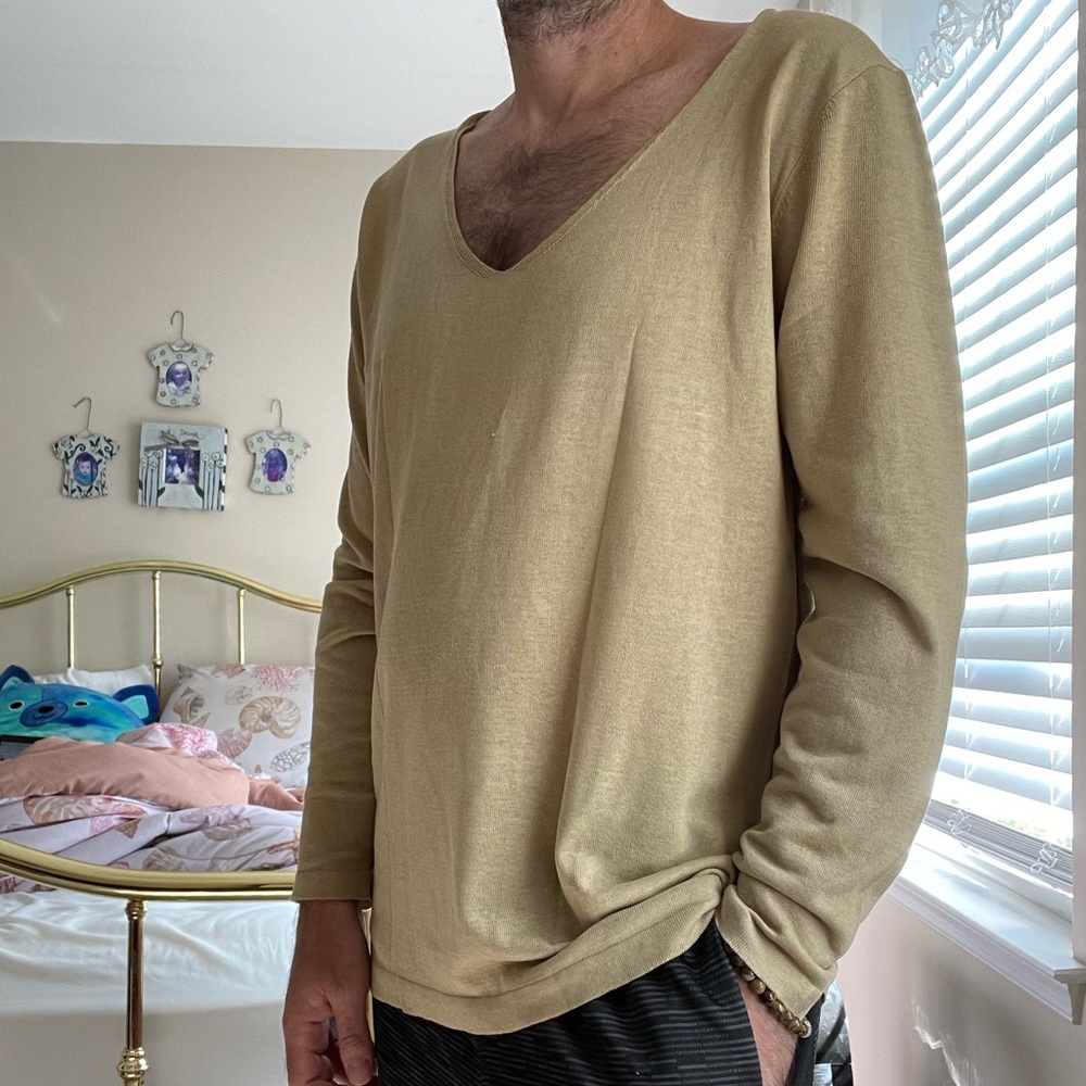 Men’s long sleeve shirt, sz M possibly a L NWOT